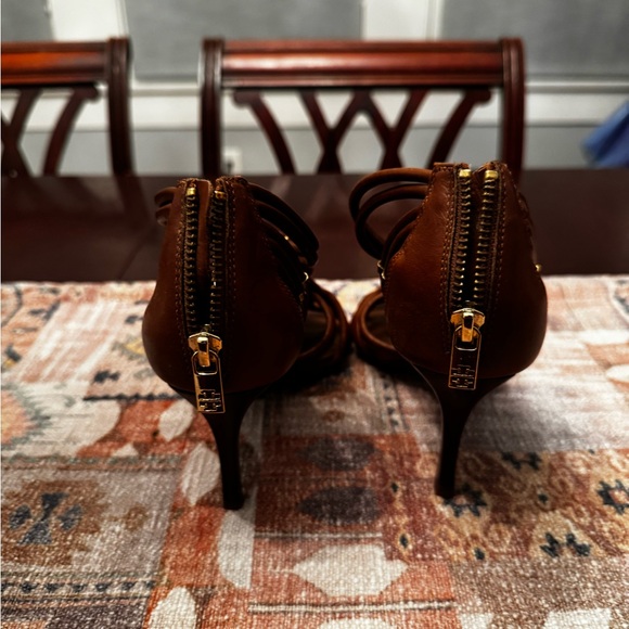 Tory Burch High Heels - Picture 4 of 4
